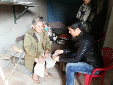 Công đoàn Công ty tổ chức trao quà tình nghĩa