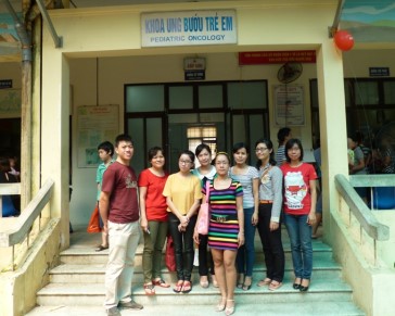 Công đoàn Công ty Minh Tâm tổ chức phát quà tại khoa Nhi – BV K (CSII)
