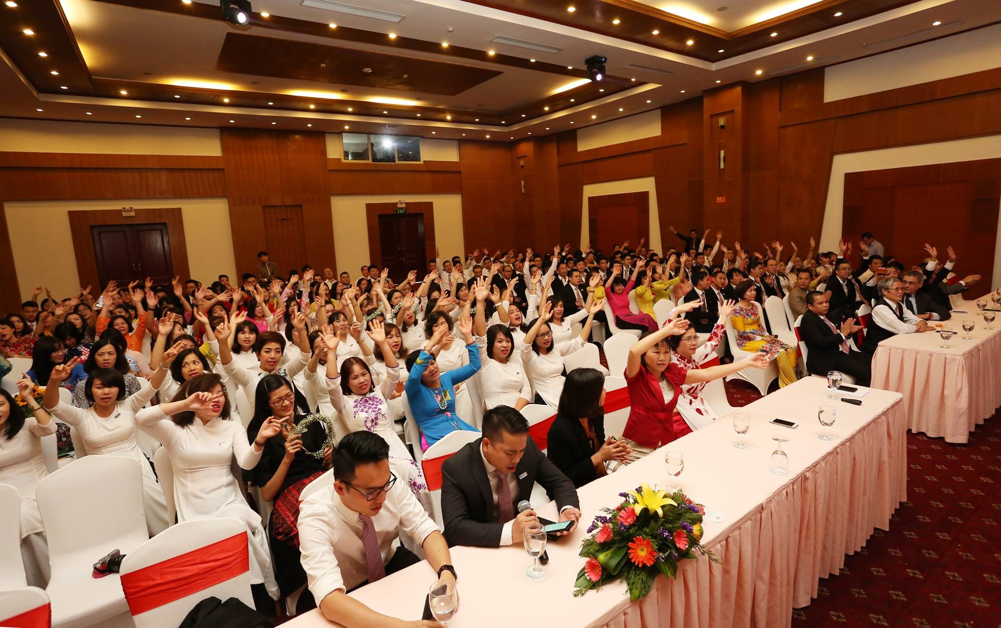 Công ty Minh Tâm hân hoan đón tuổi 16