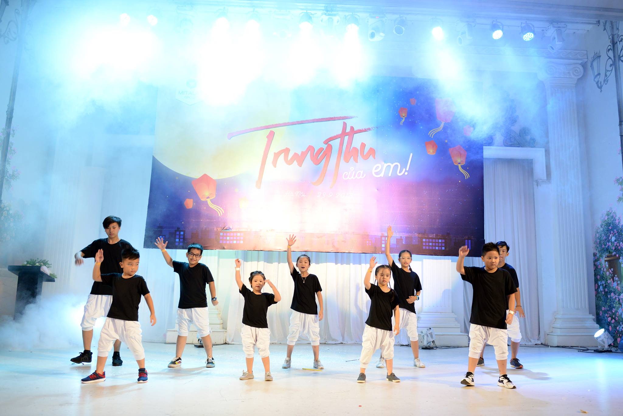 YÊN VUI, ẤM ÁP TRONG ĐÊM “TRUNG THU CỦA EM”