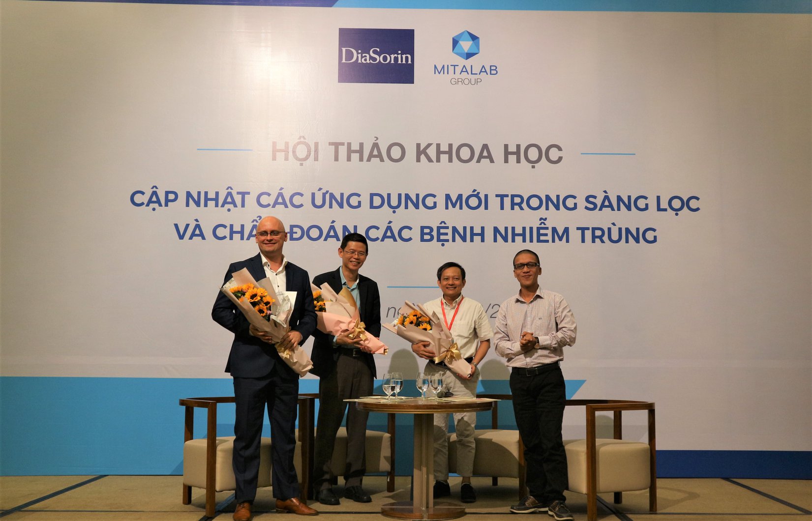 CẬP NHẬT CÁC ỨNG DỤNG MỚI TRONG SÀNG LỌC VÀ CHẨN ĐOÁN CÁC BỆNH NHIỄM TRÙNG