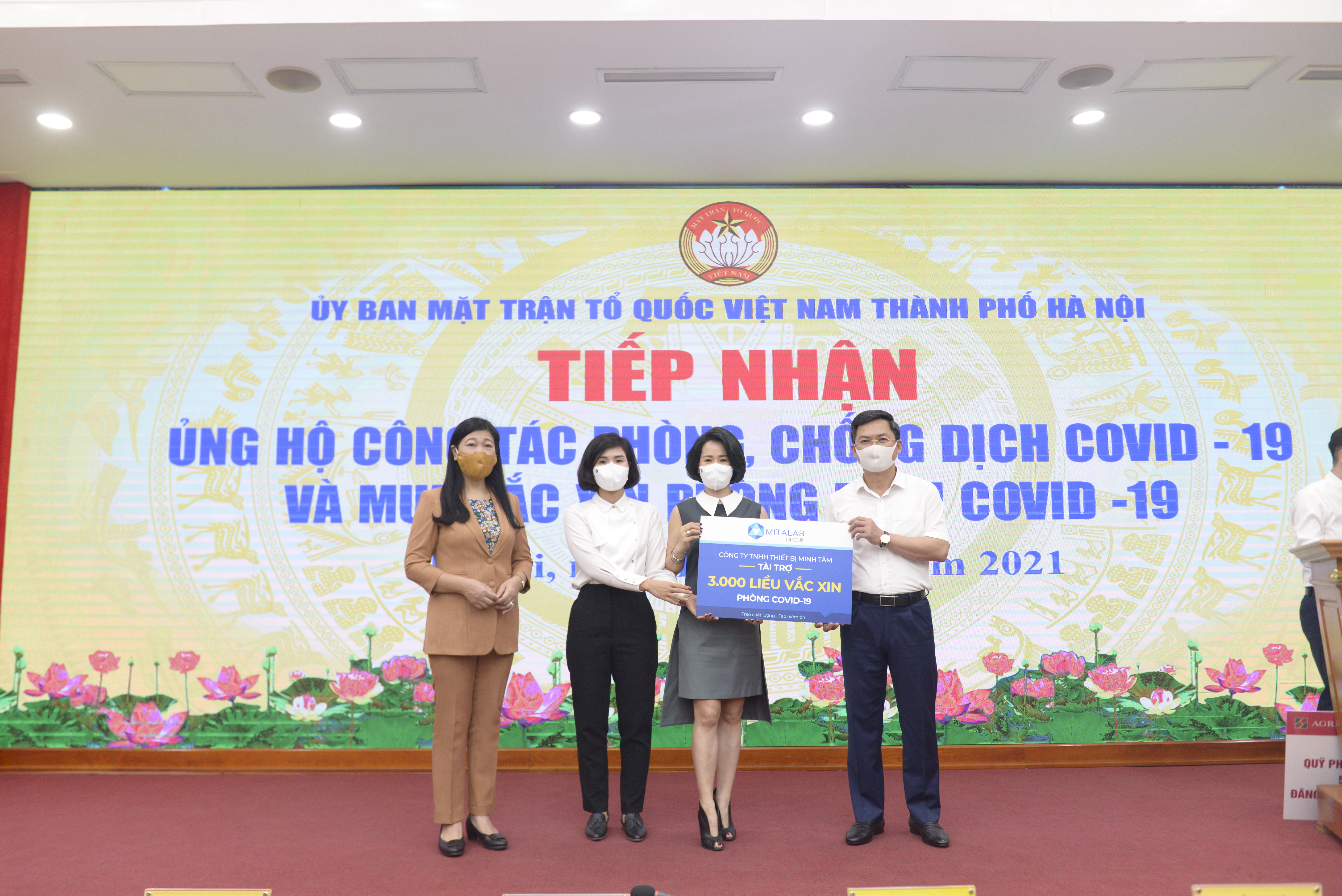 MITALAB ỦNG HỘ 3000 LIỀU VẮC XIN PHÒNG COVID-19