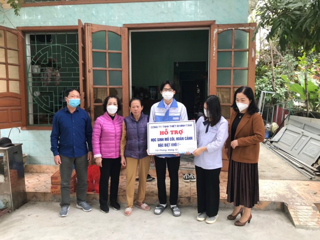 MITALAB TIẾP TỤC HÀNH TRÌNH CHẮP CÁNH ƯỚC MƠ CHO HỌC SINH CÓ HOÀN CẢNH ĐẶC BIỆT KHÓ KHĂN TẠI HẢI PHÒNG