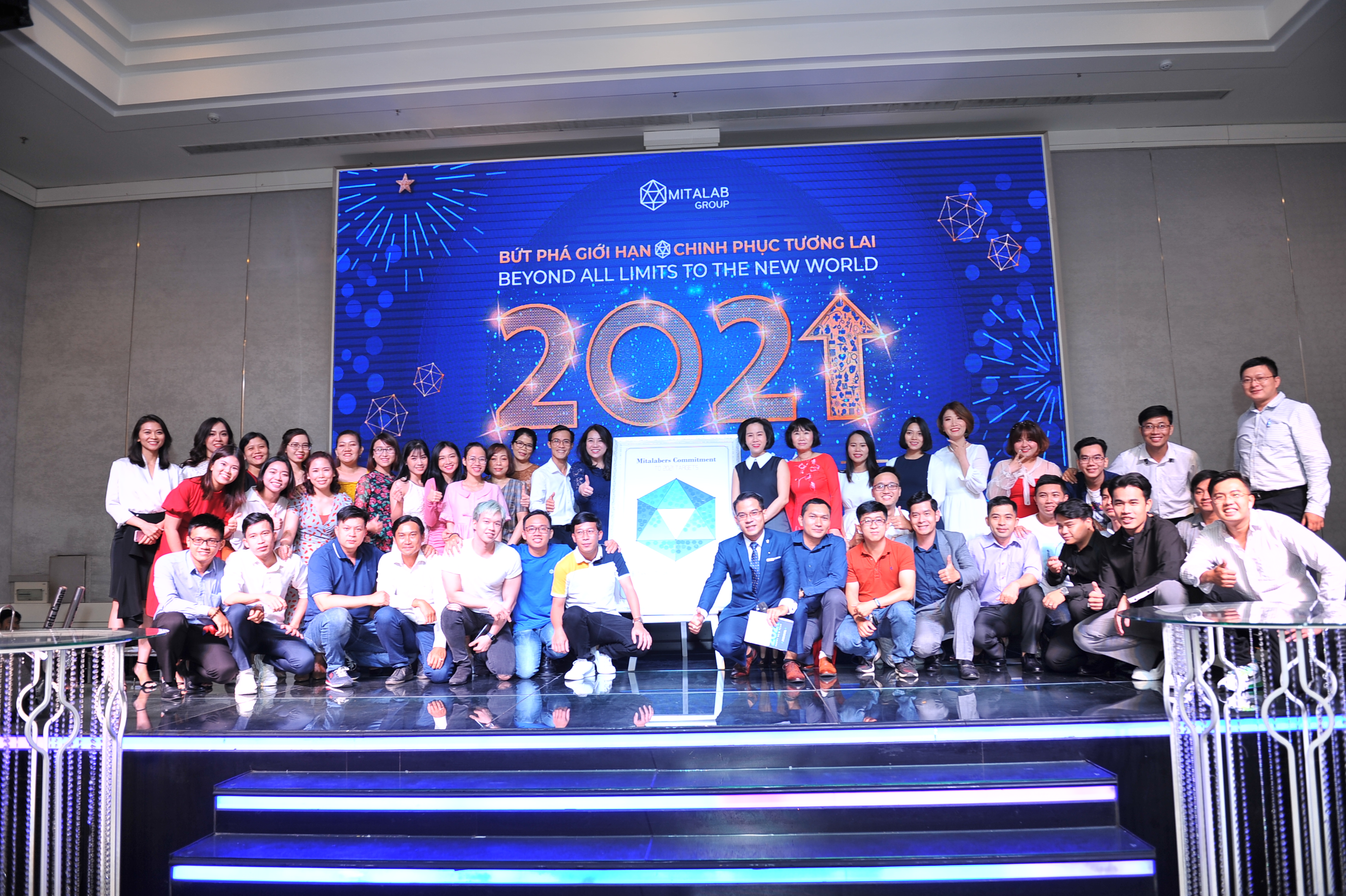 SINH NHẬT CHI NHÁNH TP. HỒ CHÍ MINH LẦN THỨ 18 VÀ TRIỂN KHAI KẾ HOẠCH HÀNH ĐỘNG NĂM 2021