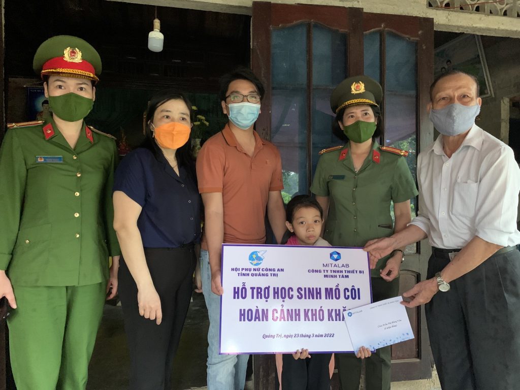 TIẾP LỬA CHO HỌC SINH NGHÈO VƯỢT KHÓ TẠI QUẢNG TRỊ