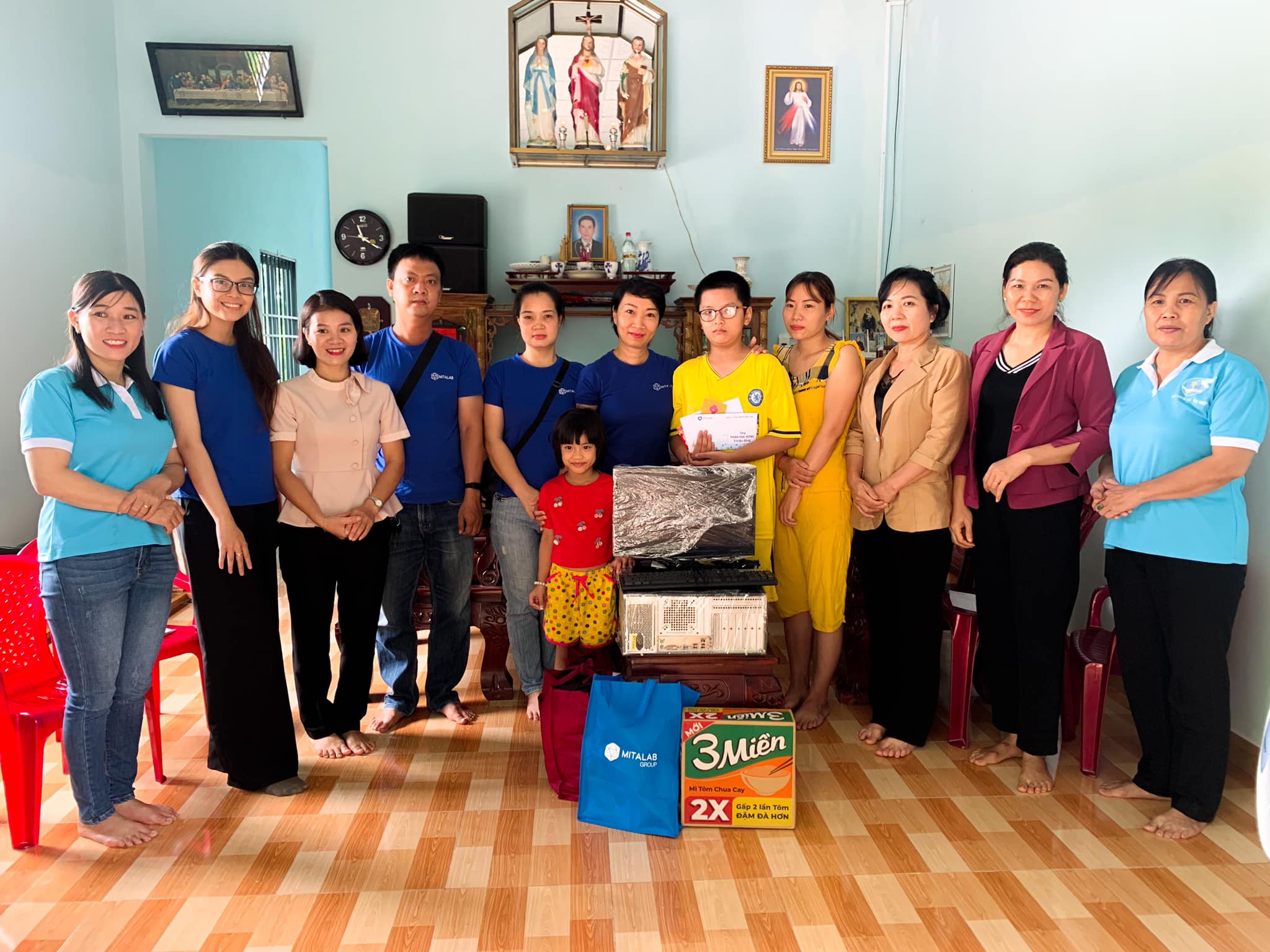 HÀNH TRÌNH THẮP SÁNG ƯỚC MƠ – TAY ĐAN TAY GẮN KẾT YÊU THƯƠNG ĐẾN VỚI TỈNH BÌNH PHƯỚC