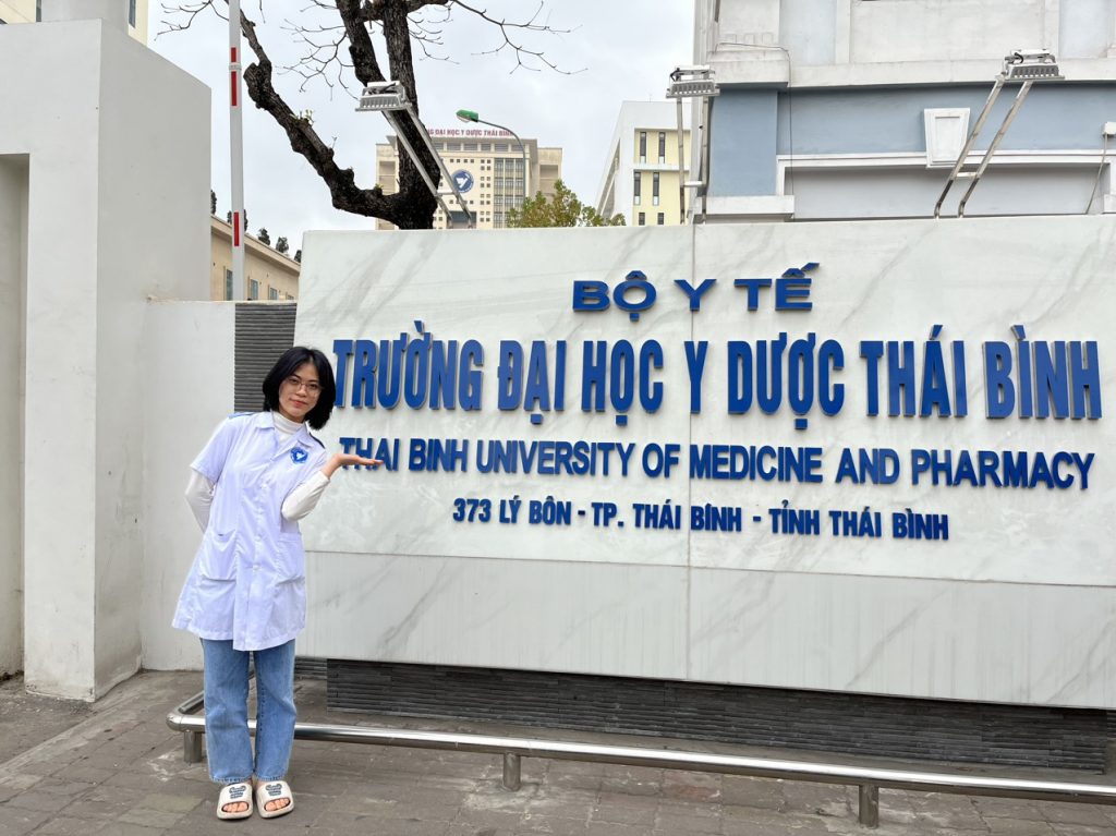 CHẠM KÝ ỨC, VIẾT ƯỚC MƠ – HÀNH TRÌNH TRỞ THÀNH SINH VIÊN TRƯỜNG Y VỚI SỰ ĐỒNG HÀNH CỦA QUỸ NỐI VÒNG TAY LỚN