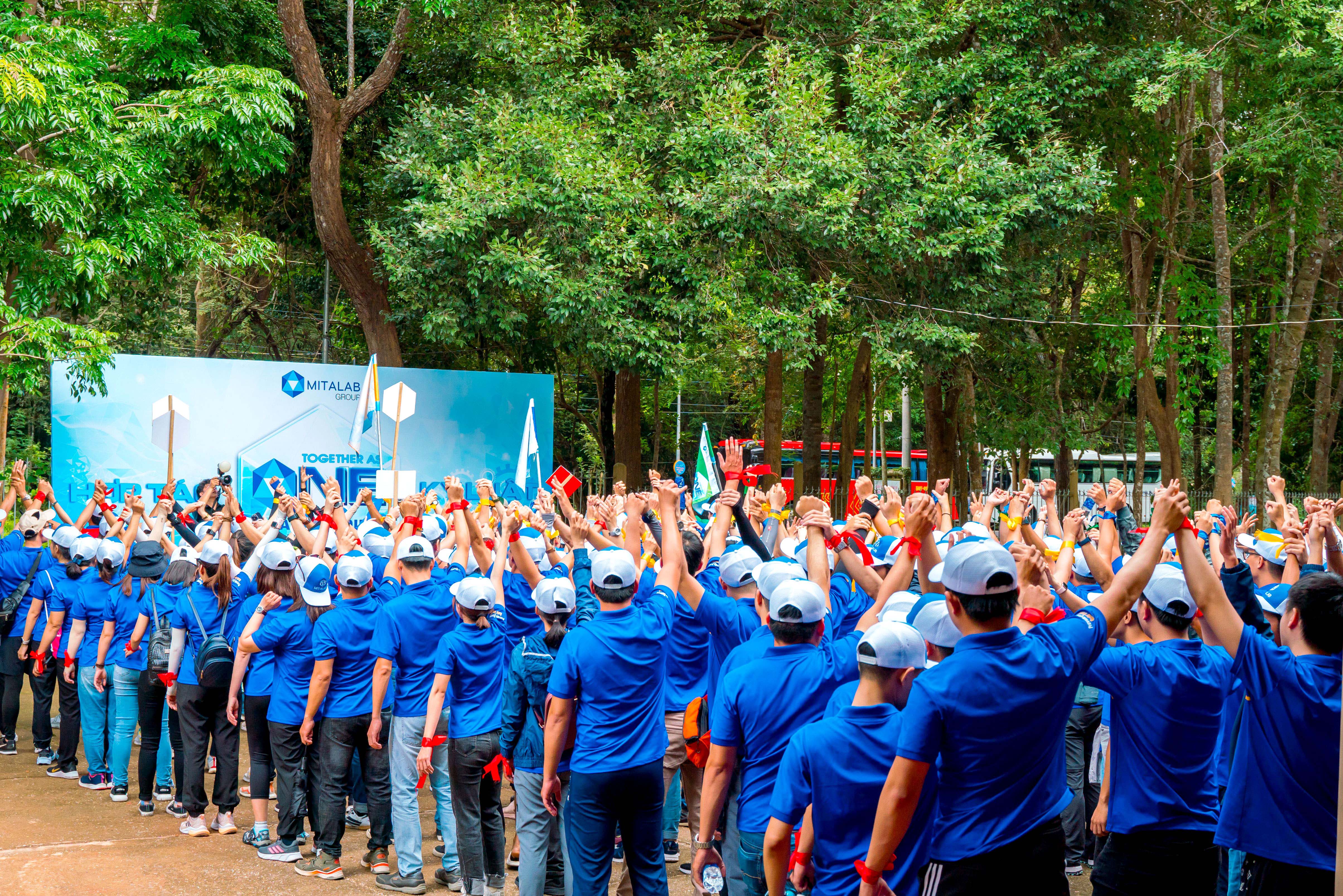 MITALAB TEAM BUILDING 2023 – TREKKING “TOGETHER AS ONE”