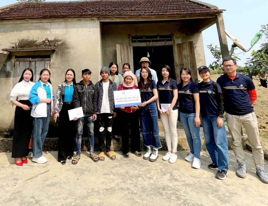 VẼ TIẾP ƯỚC MƠ CÙNG NHỮNG CÔ CẬU HỌC TRÒ NHỎ HUYỆN NGHĨA ĐÀN, NGHỆ AN