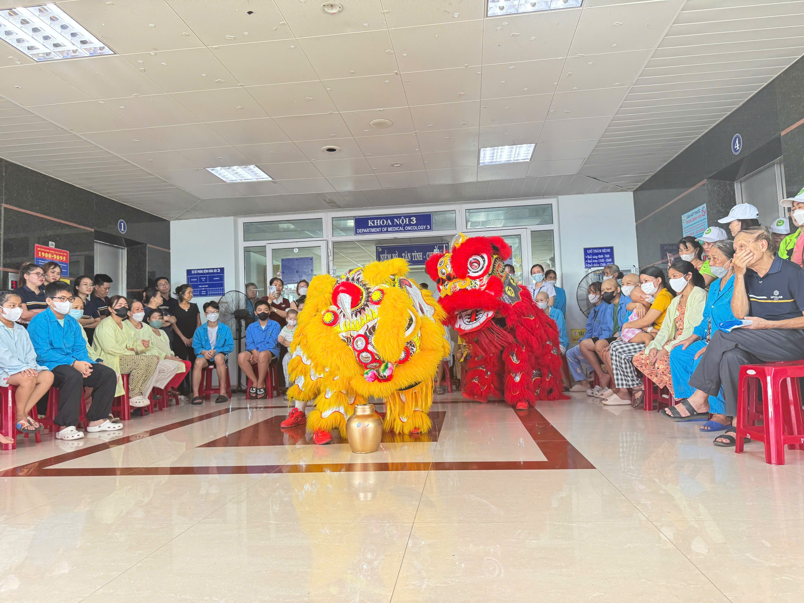 TRUNG THU CHO EM – MANG YÊU THƯƠNG ĐẾN VỚI CÁC EM NHỎ CÓ HOÀN CẢNH KHÓ KHĂN